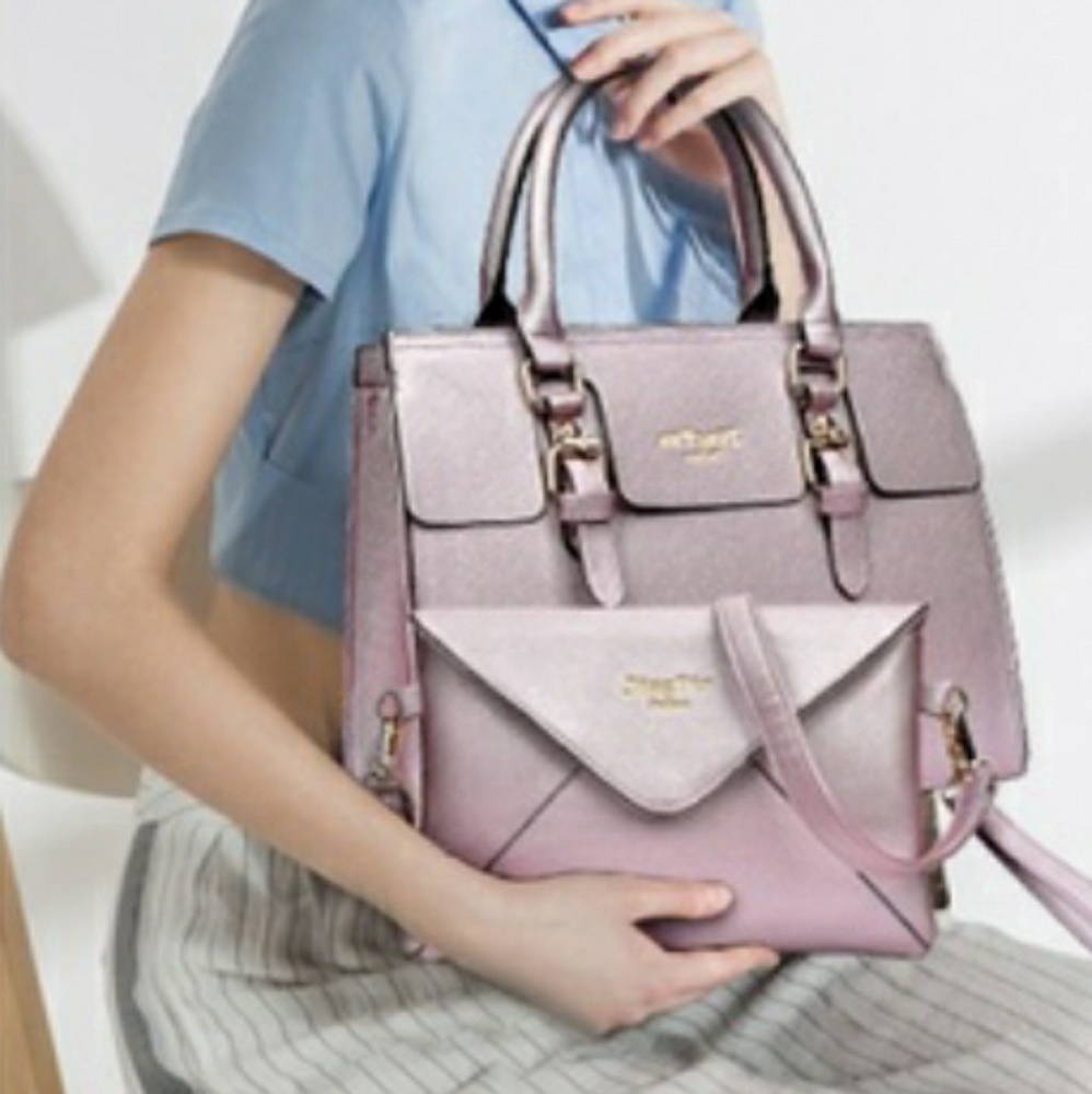 Purse ( Baby pink )